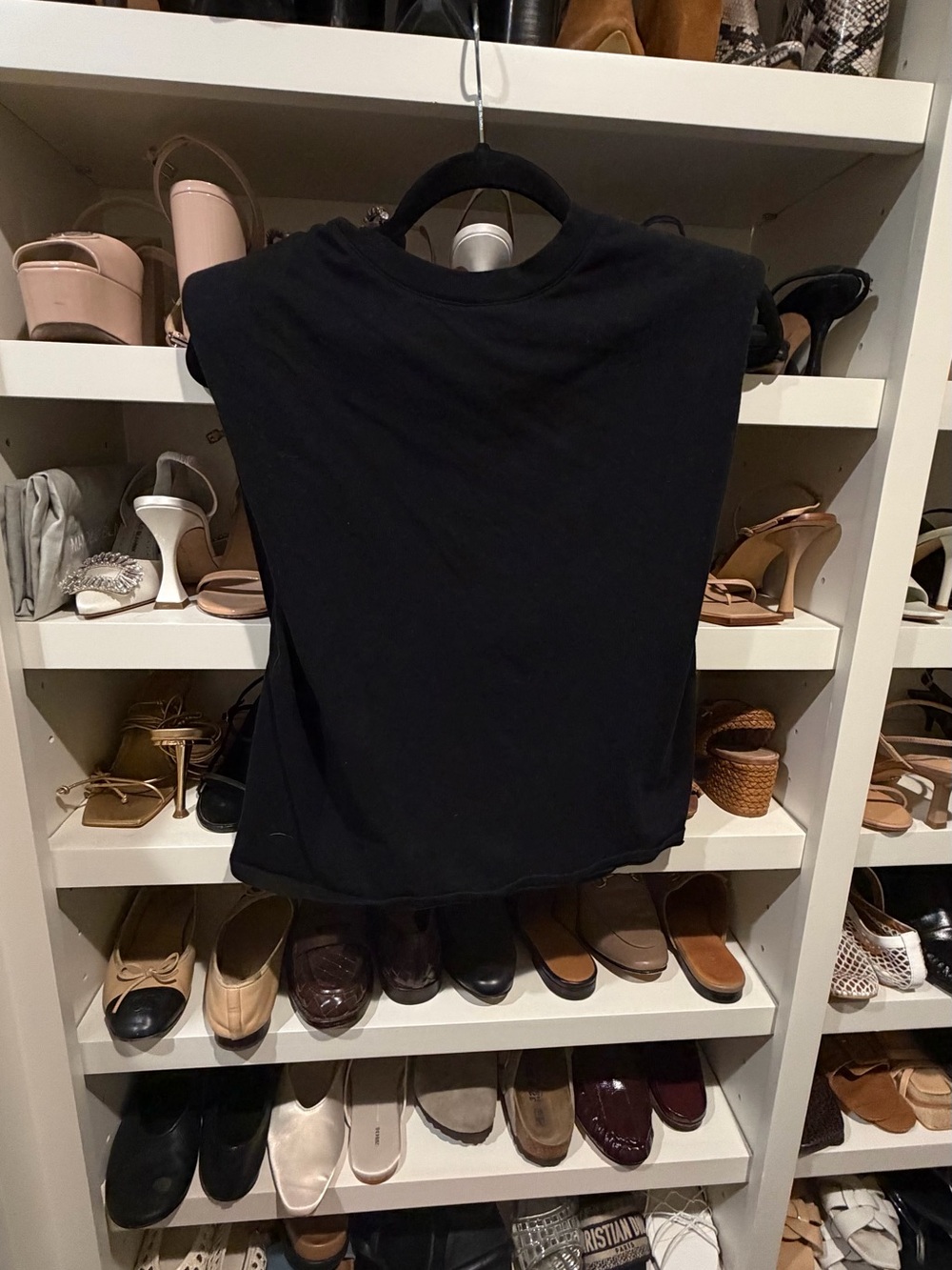 Babaton Aritzia Black Muscle Tee Sleeveless Crewneck